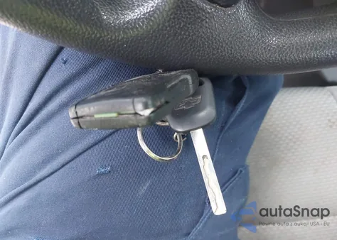 2014 Chevrolet Silverado 1500 Work Truck 2Wt z USA, uszkodzony, nr VIN 1GCNKPEC3EZ348129